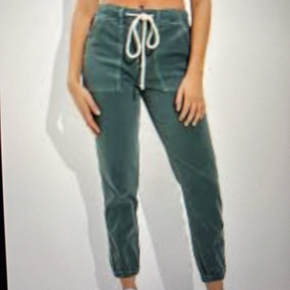 American Eagle Tomgirl Stretch Utility Jogger Women 16 L Relaxed Tapered Leg NEW - Picture 12 of 12